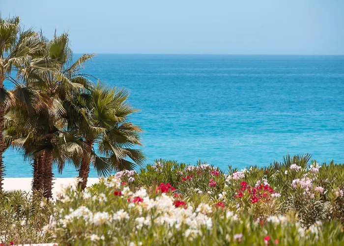 Holiday home Spacious Living, Overlooks Golfcourse & Ocean *